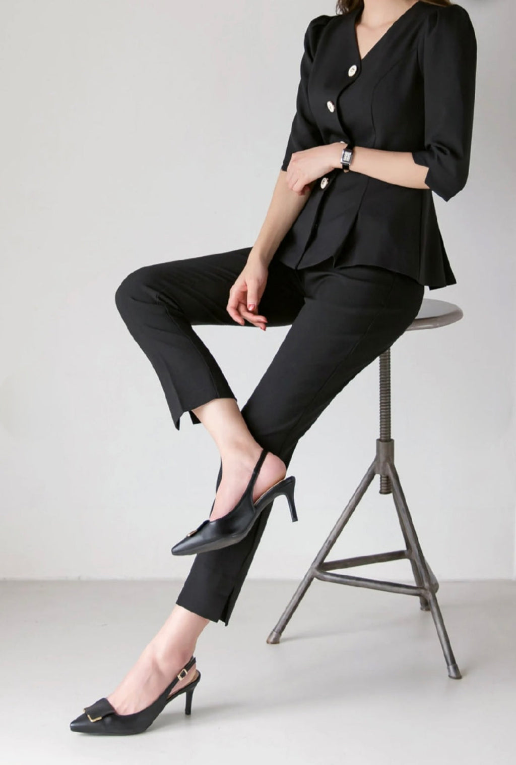 AWCTA Elegant Peplum Top with Short Sleeves